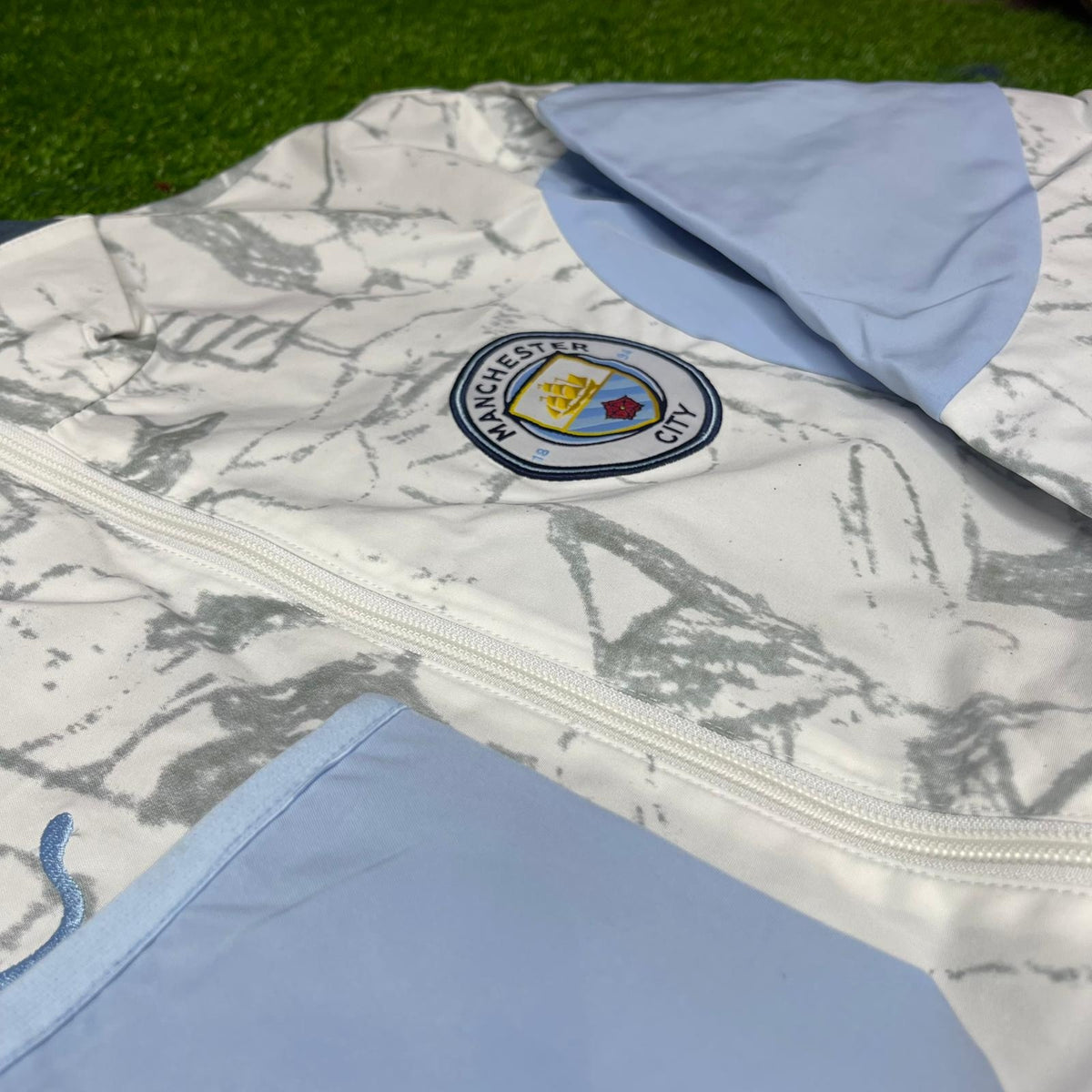 Manchester City 2025 Camo Jacket